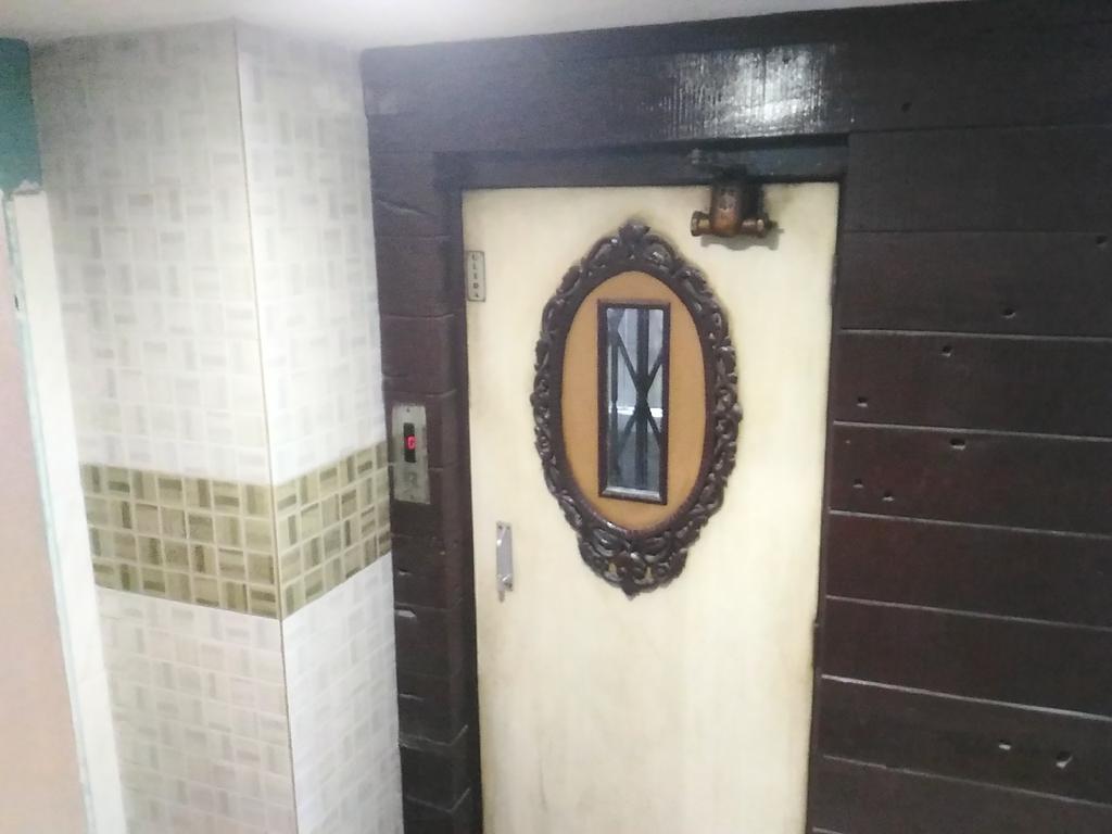 Hotel Palms Navi Mumbai Exterior photo